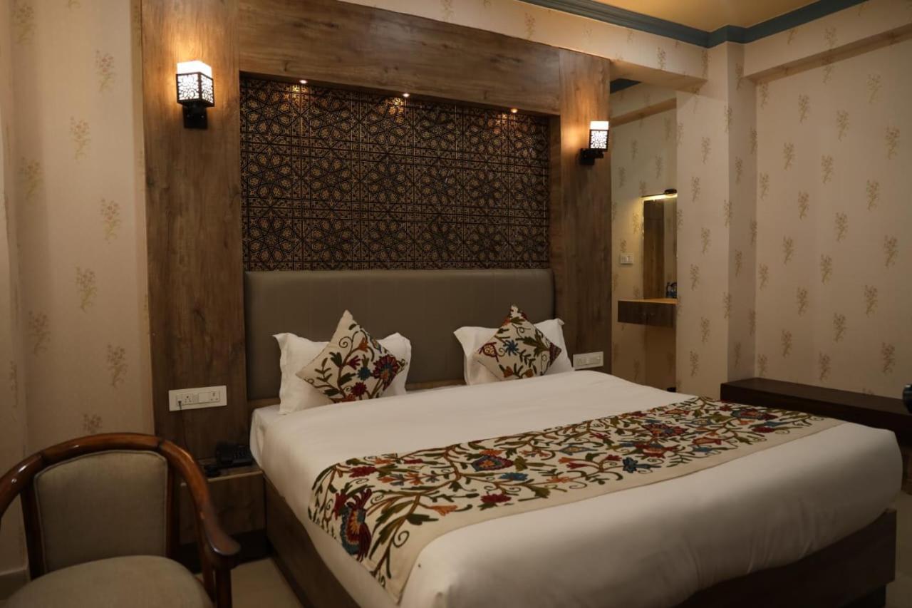 The Jamawar Hotel Srinagar  Luaran gambar